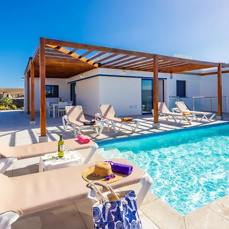 Villa Beyond *